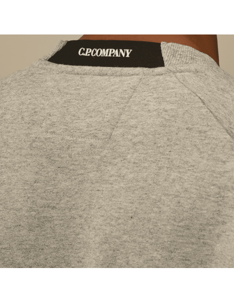 Sweat CP Company Diagonal Raised Fleece Sweatshirt MSS713A00 5086W806-M94 Grey Melange detail cou